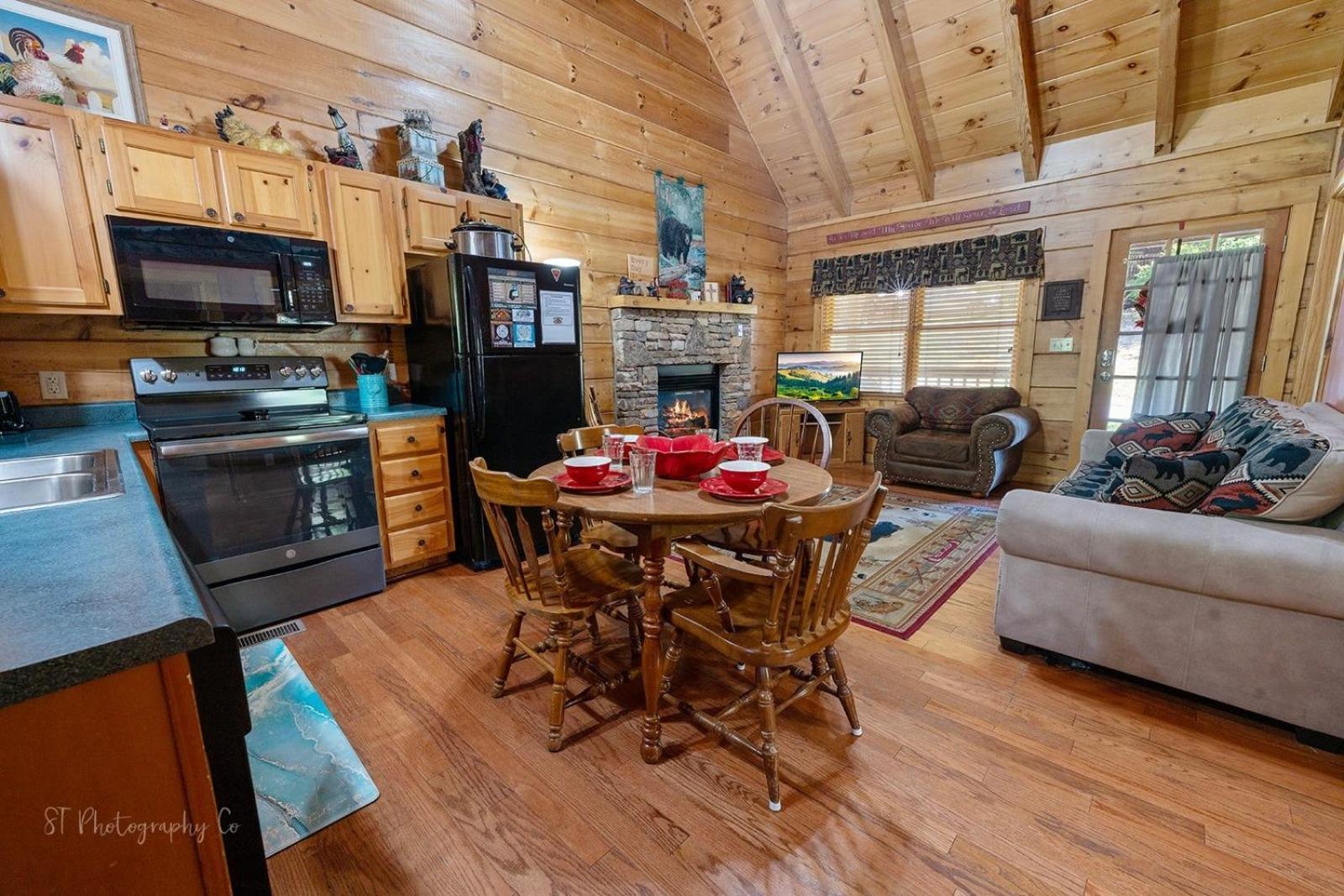 Karen'S Cabin Cabin Pigeon Forge Esterno foto